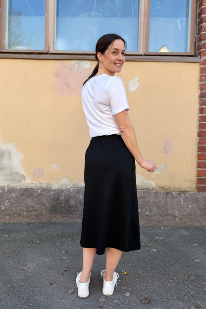 Louna musta tencelhame takaa