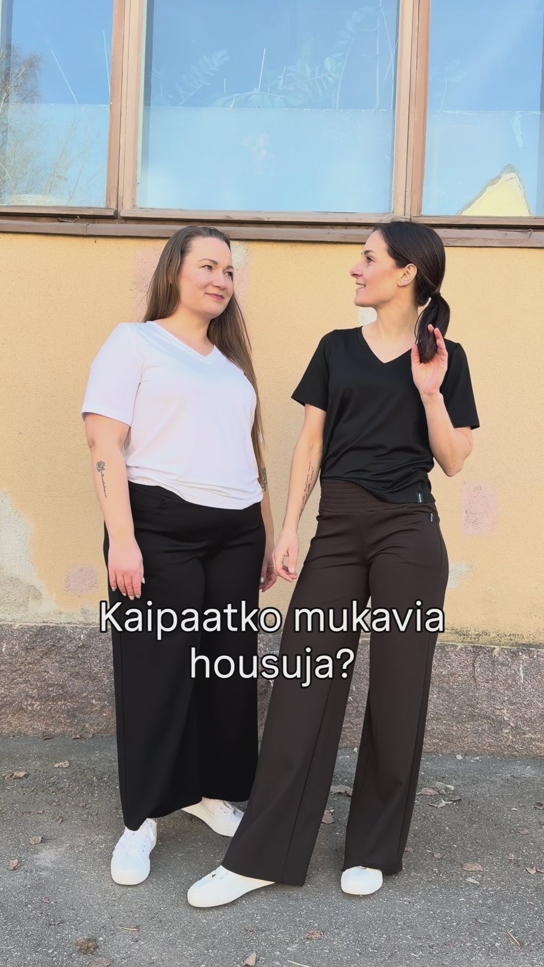 Lataa video: 