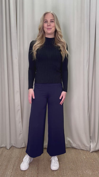 Aava housut 7/8 lahje tummansininen esittelyvideo